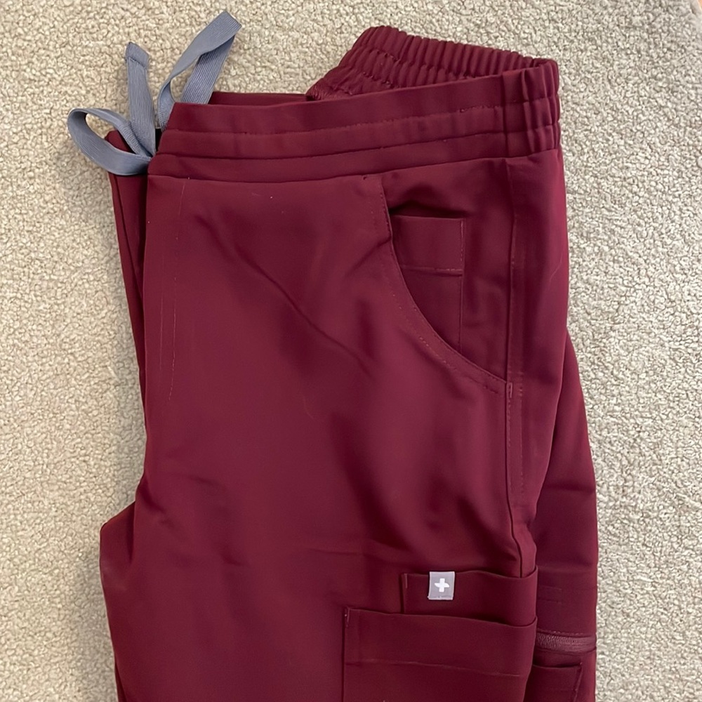 FIGS, burgundy, skinny yola scrub pants. Only worn once. Like brand new.